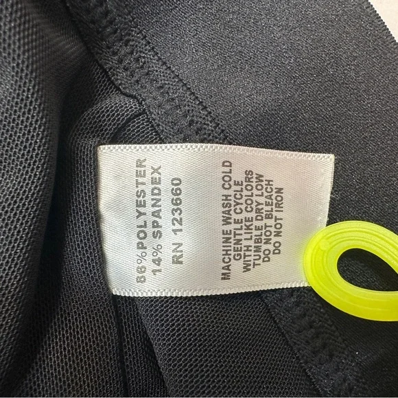 Revolve Splits59 Sports Bra Size Small - Picture 5 of 5